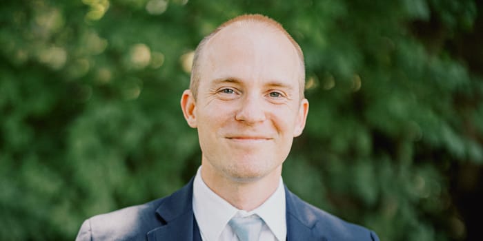 Dr Lee Penn, PhD Headshot